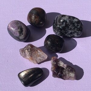 Lot of 7 Purple & Black Crystals